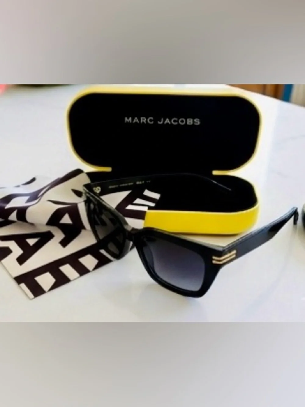 Marc Jacobs Black Sunglasses with Gold Temple Accents and Gradient Lenses Unisex